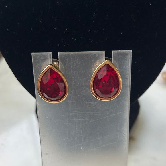 Vintage‎ Swarovski Gold and Red Teardrop pierced Earrings